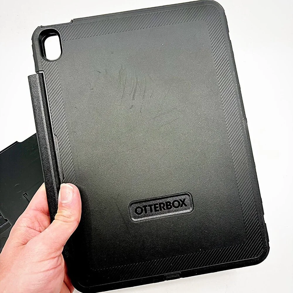 OtterBox Defender iPad Air 11” M2 M3 Rugged Case w/ Stand Black